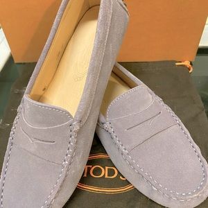 Tods women suede shoes